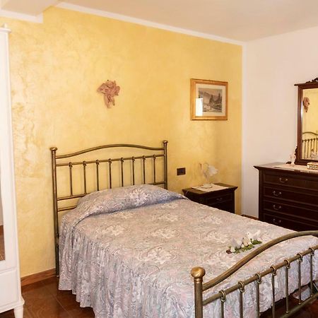 Casa Vacanze Agnese ซานเฟลีเช เดล เบนาโก ภายนอก รูปภาพ
